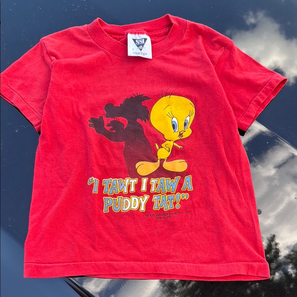 1989 kids Warner Bros. Red Tweety Short Sleeve Tee